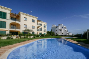 FLH Olhos D' Água Apartment with Pool
